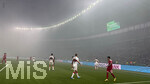 23.05.2026, Fussball DFB-Pokal 2025/2026, Finale, FC Bayern München - VfB Stuttgart, im Olympiastadion Berlin. Wegen übermässig vielen Pyros der Bayernfans und Stuttgarter Fans steht das gesamte Stadion unter Rauchschwaden, Nikolas Nartey (Stuttgart), Luca Jaquez (Stuttgart) 