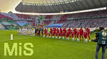 23.05.2026, Fussball DFB-Pokal 2025/2026, Finale, FC Bayern München - VfB Stuttgart, im Olympiastadion Berlin. Stuttgartfans in ihrer Kurve mit Choreografie, Affle und Pferdle, i glaub i seh scho dobblt, die Spieler stehen zur Hymne bereit.