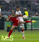 23.05.2026, Fussball DFB-Pokal 2025/2026, Finale, FC Bayern München - VfB Stuttgart, im Olympiastadion Berlin. v.li: Luis Diaz (FC Bayern München) gegen Luca Jaquez (Stuttgart) 
