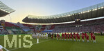 23.05.2026, Fussball DFB-Pokal 2025/2026, Finale, FC Bayern München - VfB Stuttgart, im Olympiastadion Berlin. Stuttgartfans in ihrer Kurve mit Choreografie, Affle und Pferdle, i glaub i seh scho dobblt, die Spieler stehen zur Hymne bereit.