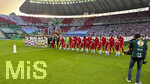 23.05.2026, Fussball DFB-Pokal 2025/2026, Finale, FC Bayern München - VfB Stuttgart, im Olympiastadion Berlin. Stuttgartfans in ihrer Kurve mit Choreografie, Affle und Pferdle, i glaub i seh scho dobblt, die Spieler stehen zur Hymne bereit.