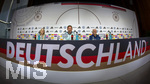 27.05.2026, Fussball DFB-Nationalmannschaft Deutschland, Trainingslager vor der WM, Auftakt-Pressekonferenz im Medienzentrum HALFTIME bei ADIDAS, in Herzogenaurach. Am Podium stellt Trainer Julian Nagelsmann (mitte, Deutschland) und Sportdirektor Rudi Völler (re, Deutschland) den Fragen der Journalisten. li: DFB-Pressesprecherin Franziska Wülle.