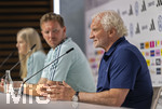 27.05.2026, Fussball DFB-Nationalmannschaft Deutschland, Trainingslager vor der WM, Auftakt-Pressekonferenz im Medienzentrum HALFTIME bei ADIDAS, in Herzogenaurach.  v.li: DFB-Pressesprecherin Franziska Wülle, Trainer Julian Nagelsmann (Deutschland), Sportdirektor Rudi Völler (Deutschland), 