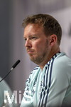 27.05.2026, Fussball DFB-Nationalmannschaft Deutschland, Trainingslager vor der WM, Auftakt-Pressekonferenz im Medienzentrum HALFTIME bei ADIDAS, in Herzogenaurach.  Bundestrainer Julian Nagelsmann (Deutschland) nachdenklich 