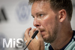 27.05.2026, Fussball DFB-Nationalmannschaft Deutschland, Trainingslager vor der WM, Auftakt-Pressekonferenz im Medienzentrum HALFTIME bei ADIDAS, in Herzogenaurach. Bundestrainer Julian Nagelsmann (Deutschland) nachdenklich 