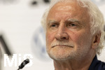 27.05.2026, Fussball DFB-Nationalmannschaft Deutschland, Trainingslager vor der WM, Auftakt-Pressekonferenz im Medienzentrum HALFTIME bei ADIDAS, in Herzogenaurach.  Sportdirektor Rudi Völler (Deutschland) nachdenklich  