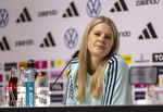 27.05.2026, Fussball DFB-Nationalmannschaft Deutschland, Trainingslager vor der WM, Auftakt-Pressekonferenz im Medienzentrum HALFTIME bei ADIDAS, in Herzogenaurach.   DFB-Pressesprecherin Franziska Wülle, 