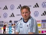 27.05.2026, Fussball DFB-Nationalmannschaft Deutschland, Trainingslager vor der WM, Auftakt-Pressekonferenz im Medienzentrum HALFTIME bei ADIDAS, in Herzogenaurach. Bundestrainer Julian Nagelsmann (Deutschland) nachdenklich 