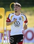 28.05.2026, Fussball DFB-Nationalmannschaft Deutschland, Trainingslager vor der WM in Herzogenaurach, im Homeground bei ADIDAS. Erste Trainingseinheit auf dem Adidas-Sportplatz, Lennart Karl (Deutschland) spurtet