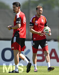 28.05.2026, Fussball DFB-Nationalmannschaft Deutschland, Trainingslager vor der WM in Herzogenaurach, im Homeground bei ADIDAS. Erste Trainingseinheit auf dem Adidas-Sportplatz, v.l. Co-Trainer Benjamin Hübner (Deutschland) und Trainer Julian Nagelsmann (Deutschland) 