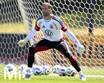 28.05.2026, Fussball DFB-Nationalmannschaft Deutschland, Trainingslager vor der WM in Herzogenaurach, im Homeground bei ADIDAS. Erste Trainingseinheit auf dem Adidas-Sportplatz, Torwart Oliver Baumann (Deutschland) konzentriert