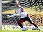 28.05.2026, Fussball DFB-Nationalmannschaft Deutschland, Trainingslager vor der WM in Herzogenaurach, im Homeground bei ADIDAS. Erste Trainingseinheit auf dem Adidas-Sportplatz, Torwart Oliver Baumann (Deutschland) konzentriert