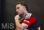 28.05.2026, Fussball DFB-Nationalmannschaft Deutschland, Trainingslager vor der WM in Herzogenaurach, im Homeground bei ADIDAS. Erste Trainingseinheit auf dem Adidas-Sportplatz, Medienrunde nach dem Training mit einigen Spielern der Nationalmannschaft. David Raum (Deutschland) nachdenklich 