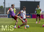 28.05.2026, Fussball DFB-Nationalmannschaft Deutschland, Trainingslager vor der WM in Herzogenaurach, im Homeground bei ADIDAS. Erste Trainingseinheit auf dem Adidas-Sportplatz, v.li: Maximilian Beier (Deutschland) gegen Pascal Groß (Deutschland) 