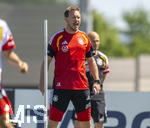 28.05.2026, Fussball DFB-Nationalmannschaft Deutschland, Trainingslager vor der WM in Herzogenaurach, im Homeground bei ADIDAS. Erste Trainingseinheit auf dem Adidas-Sportplatz, Bundestrainer Julian Nagelsmann (Deutschland) gibt Anweisungen