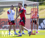 28.05.2026, Fussball DFB-Nationalmannschaft Deutschland, Trainingslager vor der WM in Herzogenaurach, im Homeground bei ADIDAS. Erste Trainingseinheit auf dem Adidas-Sportplatz, Athletiktrainer Bram Geers (GER) gibt Anweisungen
