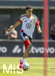 28.05.2026, Fussball DFB-Nationalmannschaft Deutschland, Trainingslager vor der WM in Herzogenaurach, im Homeground bei ADIDAS. Erste Trainingseinheit auf dem Adidas-Sportplatz, Jamal Musiala (Deutschland) am Ball 