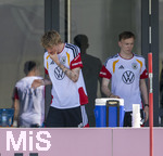 28.05.2026, Fussball DFB-Nationalmannschaft Deutschland, Trainingslager vor der WM in Herzogenaurach, im Homeground bei ADIDAS. Erste Trainingseinheit auf dem Adidas-Sportplatz, Nick Woltemade (Deutschland) und Maximilian Beier (Deutschland) nachdenklich 