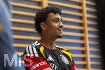 28.05.2026, Fussball DFB-Nationalmannschaft Deutschland, Trainingslager vor der WM in Herzogenaurach, im Homeground bei ADIDAS. Media-Day im Pressezentrum, die Spieler reden mit den Journalisten. Nathaniel Brown (Deutschland) 