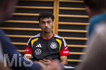 28.05.2026, Fussball DFB-Nationalmannschaft Deutschland, Trainingslager vor der WM in Herzogenaurach, im Homeground bei ADIDAS. Media-Day im Pressezentrum, die Spieler reden mit den Journalisten. Nathaniel Brown (Deutschland) 