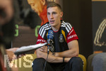 28.05.2026, Fussball DFB-Nationalmannschaft Deutschland, Trainingslager vor der WM in Herzogenaurach, im Homeground bei ADIDAS. Media-Day im Pressezentrum, die Spieler reden mit den Journalisten. 