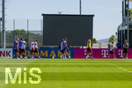 28.05.2026, Fussball DFB-Nationalmannschaft Deutschland, Trainingslager vor der WM in Herzogenaurach, im Homeground bei ADIDAS. Erste Trainingseinheit auf dem Adidas-Sportplatz, Am Sportplatz ist eine große LED-Videowand installiert für vorführung von Spielszenen beim Training 