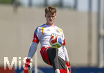 28.05.2026, Fussball DFB-Nationalmannschaft Deutschland, Trainingslager vor der WM in Herzogenaurach, im Homeground bei ADIDAS. Erste Trainingseinheit auf dem Adidas-Sportplatz, Torwart Jonas Urbig (Deutschland) 