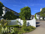28.05.2026, Fussball DFB-Nationalmannschaft Deutschland. Das Hotel der Medienvertreter, dem Hotel HerzogsPark in Herzogenaurach. Eng mit dem Namen Adi Dassler ist die Geschichte des Hotels HerzogsPark verbunden. Dort, wo noch heute die Mannschaften der 1. Fußball Bundesliga logieren, gingen schon Ende der 60er Jahre weltberühmte Sportler ein und aus. Nach den Olympischen Spielen in München wurde aus dem eigens erbauten Gästehaus das Sporthotel adidas. 1992 kaufte die Tochter Brigitte Baenkler-Dassler das Haus von der adidas AG und baute es zum Hotel HerzogsPark aus.