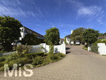 28.05.2026, Fussball DFB-Nationalmannschaft Deutschland. Das Hotel der Medienvertreter, dem Hotel HerzogsPark in Herzogenaurach. Eng mit dem Namen Adi Dassler ist die Geschichte des Hotels HerzogsPark verbunden. Dort, wo noch heute die Mannschaften der 1. Fußball Bundesliga logieren, gingen schon Ende der 60er Jahre weltberühmte Sportler ein und aus. Nach den Olympischen Spielen in München wurde aus dem eigens erbauten Gästehaus das Sporthotel adidas. 1992 kaufte die Tochter Brigitte Baenkler-Dassler das Haus von der adidas AG und baute es zum Hotel HerzogsPark aus.