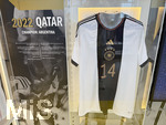 28.05.2026, Herzogenaurach in Bayern, ADIDAS-Outlet-Shop, Adidas Brand Store - Herzo Base, innen eine Ausstellung zur kommenden WM2026 mit der Serie Heimtrikots von 40 Jahren WM-Geschichte hier das DFB-Trikot 2022 KATAR WM 