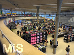 28.05.2026, Herzogenaurach in Bayern, ADIDAS-Outlet-Shop, Adidas Brand Store - Herzo Base,  Innenaufnahme Übersicht 