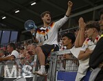 31.05.2026, Fussball Freundschafts-Länderspiele 3.Spieltag, Deutschland - Finnland, in der Mewa-Arena Mainz, Der Einpeitscher feiert das Tor