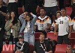 31.05.2026, Fussball Freundschafts-Länderspiele 3.Spieltag, Deutschland - Finnland, in der Mewa-Arena Mainz, Frau Tanja von Deniz Undav (li, Deutschland) die Ehefrau.