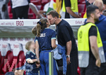 31.05.2026, Fussball Freundschafts-Länderspiele 3.Spieltag, Deutschland - Finnland, in der Mewa-Arena Mainz, Lena Wurzenberger, (Freundin Trainer Julian Nagelsmann (Deutschland)) und Trainer Julian Nagelsmann (Deutschland) küssen sich nach dem Spiel, 