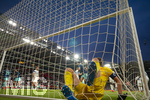 31.05.2026, Fussball Freundschafts-Länderspiele 3.Spieltag, Deutschland - Finnland, in der Mewa-Arena Mainz, Torschuss zum 1:0 von Deniz Undav (li, Deutschland), Torwart Lukas Hradecky (re, Finnland) liegt geschlagen am Boden.