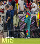 31.05.2026, Fussball Freundschafts-Länderspiele 3.Spieltag, Deutschland - Finnland, in der Mewa-Arena Mainz, Deniz Undav (re, Deutschland) nach dem Spiel auf dem Platz mit seiner Frau Tanja (li).