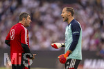 31.05.2026, Fussball Freundschafts-Länderspiele 3.Spieltag, Deutschland - Finnland, in der Mewa-Arena Mainz, v.li: Torwarttrainer Andreas Kronenberg (Deutschland)  und Torwart Oliver Baumann (Deutschland) in Diskussionen.