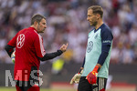 31.05.2026, Fussball Freundschafts-Länderspiele 3.Spieltag, Deutschland - Finnland, in der Mewa-Arena Mainz, v.li: Torwarttrainer Andreas Kronenberg (Deutschland)  und Torwart Oliver Baumann (Deutschland) in Diskussionen.
