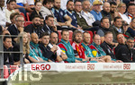 31.05.2026, Fussball Freundschafts-Länderspiele 3.Spieltag, Deutschland - Finnland, in der Mewa-Arena Mainz, Torwart Manuel Neuer (mitte, Deutschland) als Zuschauer in der Reihe des Staff und Teams.