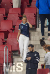 31.05.2026, Fussball Freundschafts-Länderspiele 3.Spieltag, Deutschland - Finnland, in der Mewa-Arena Mainz, Zoe Käppele, Freundin von Lennart Karl (Deutschland) mit Trikot Nr.25 von ihrem Freund auf der Tribüne.