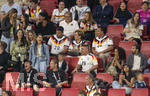 31.05.2026, Fussball Freundschafts-Länderspiele 3.Spieltag, Deutschland - Finnland, in der Mewa-Arena Mainz, links aussen: Frau Tanja von Deniz Undav (Deutschland) auf der Tribüne mit Familie von Deniz Undav (Deutschland) 