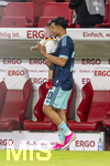 31.05.2026, Fussball Freundschafts-Länderspiele 3.Spieltag, Deutschland - Finnland, in der Mewa-Arena Mainz, Nadiem Amiri (Deutschland) mit seinem Sohn auf dem Arm nach dem Spiel auf dem Platz.