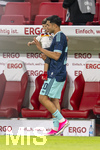 31.05.2026, Fussball Freundschafts-Länderspiele 3.Spieltag, Deutschland - Finnland, in der Mewa-Arena Mainz, Nadiem Amiri (Deutschland) mit seinem Sohn auf dem Arm nach dem Spiel auf dem Platz. (ACHTUNG SPERRE: DIESES BILD NUR FÜR AGENTUR-INTERNE ZWECKE, KEINE VERÖFFENTLICHUNG IN MEDIEN OHNE GENEHMIGUNG!)