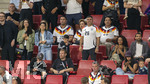 31.05.2026, Fussball Freundschafts-Länderspiele 3.Spieltag, Deutschland - Finnland, in der Mewa-Arena Mainz, links aussen: Frau Tanja von Deniz Undav (Deutschland) auf der Tribüne mit Familie von Deniz Undav (Deutschland), re: Sabrina Schlotterbeck, Frau von Nico Schlotterbeck (Deutschland) mit Sohn  (ACHTUNG SPERRE: DIESES BILD NUR FÜR AGENTUR-INTERNE ZWECKE, KEINE VERÖFFENTLICHUNG IN MEDIEN OHNE GENEHMIGUNG!)