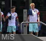 01.06.2026, Fussball, DFB-Nationalmannschaft Deutschland, letztes Training vor Abreise nach USA zur WM 2026, am DFB-Campus in Frankfurt am Main.     v.l. Angelo Stiller (Deutschland) und Nick Woltemade (Deutschland) kommen zum Training.