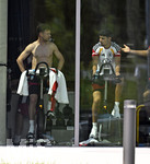 01.06.2026, Fussball, DFB-Nationalmannschaft Deutschland, letztes Training vor Abreise nach USA zur WM 2026, am DFB-Campus in Frankfurt am Main.     v.l. Joshua Kimmich (Deutschland), Alexander Pavlovic (Deutschland) auf dem Rad