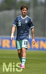 01.06.2026, Fussball, DFB-Nationalmannschaft Deutschland, letztes Training vor Abreise nach USA zur WM 2026, am DFB-Campus in Frankfurt am Main.     Angelo Stiller (Deutschland) nachdenklich.