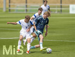 01.06.2026, Fussball, DFB-Nationalmannschaft Deutschland, letztes Training vor Abreise nach USA zur WM 2026, am DFB-Campus in Frankfurt am Main.  re: Nick Woltemade (Deutschland) gegen Santeri Väänänen (Finnland) 