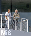 01.06.2026, Fussball, DFB-Nationalmannschaft Deutschland, letztes Training vor Abreise nach USA zur WM 2026, am DFB-Campus in Frankfurt am Main. v.li: Hannes Wolf (Sportdirektor Nachwuchs, Training und Entwicklung, DFB), DFB-Geschäftsführer Andreas Rettig (Deutschland) beobachten das Trainingsspiel gegen Finnland am Trainingsplatz vom Balkon aus.
