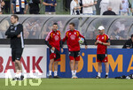 01.06.2026, Fussball, DFB-Nationalmannschaft Deutschland, letztes Training vor Abreise nach USA zur WM 2026, am DFB-Campus in Frankfurt am Main. Trainerteam, v.li: Mads Buttgereit (Assistenztrainer), Bundestrainer Julian Nagelsmann (Deutschland), Assistenztrainer Alfred Schreuder.